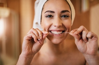 Fogköztisztító kefék – A ragyogó mosoly titka dentálhigiénikustól